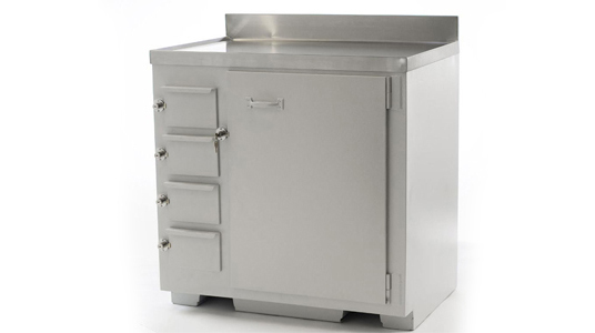 Choosing the Right Lead-Lined Cabinet for Nuclear Medicine